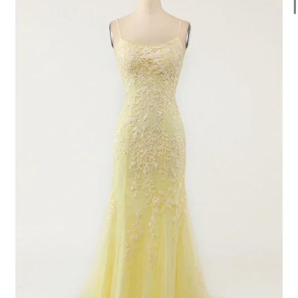 open lace back dress Zapaka Women Sparkly Silver Prom Dress with Slit A-Line V-Neck Party Dress, Golden / UK20 main image 1